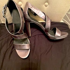 CALVIN KLEIN  3.5” Pewter Leather Sandals!